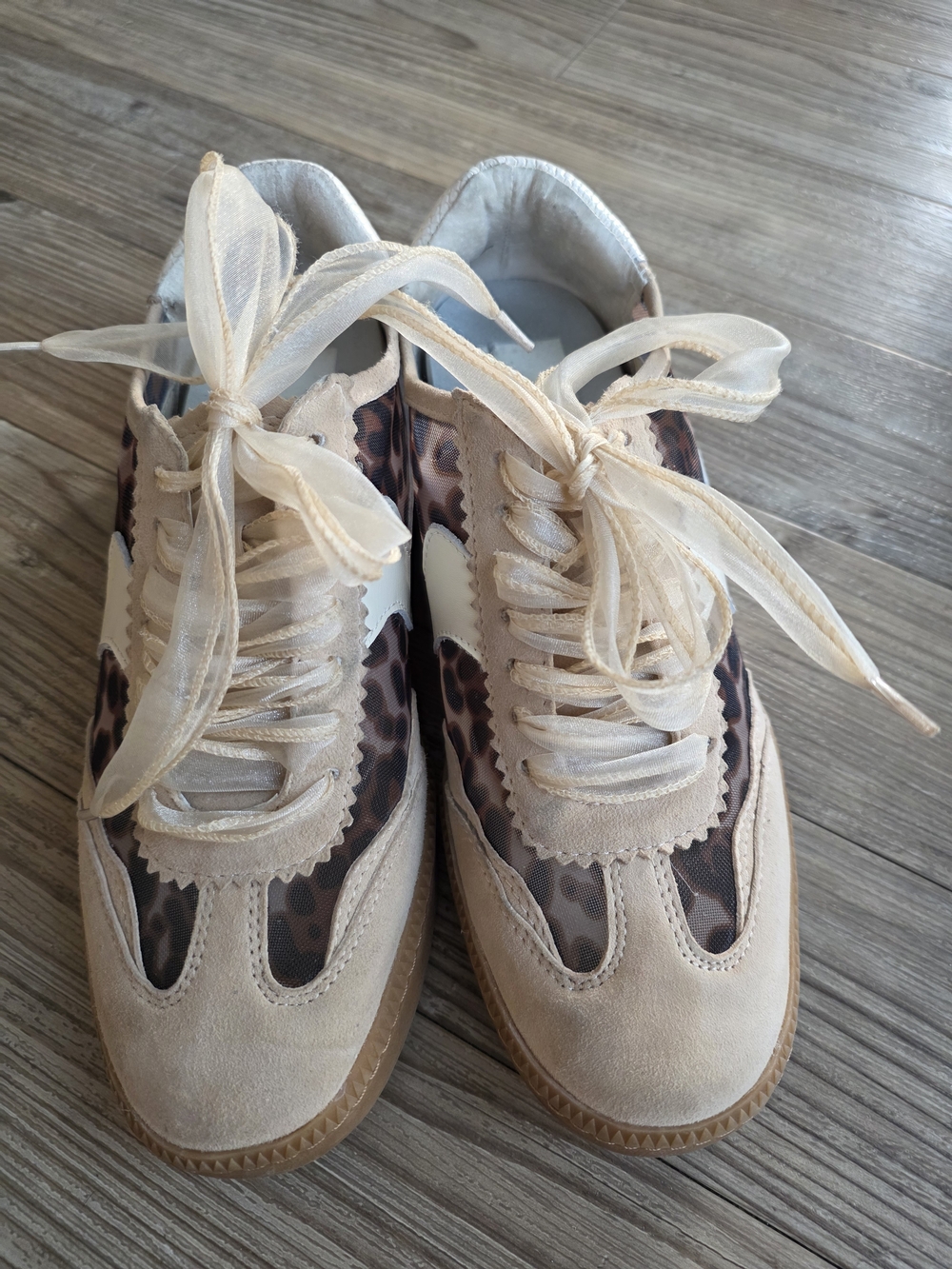 Dolce Vita Beige and Leopard-Print Women’s Sneakers - Picture 2 of 9